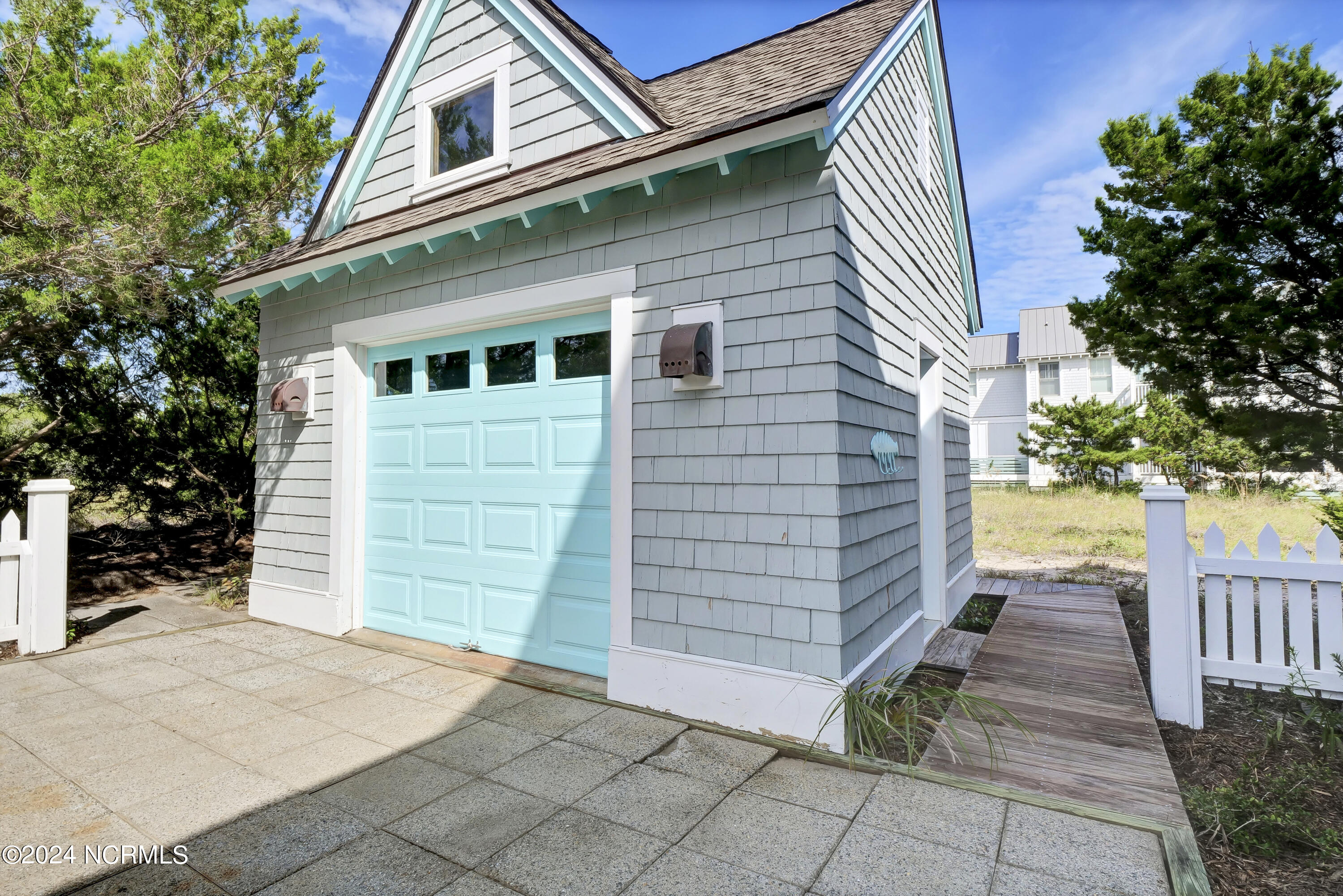 20 Peppervine Trail Bald Head Island, NC 28461 - Photo 7 of 70 008_p1644514_498