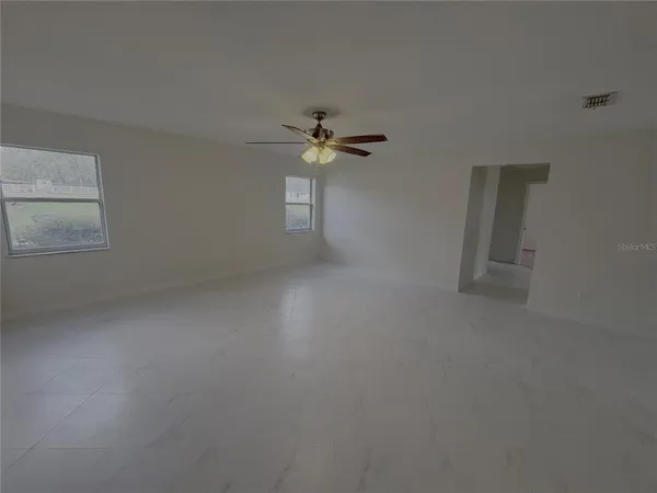 $2,900 | 11435 Southwest 140th Avenue, Dunnellon, FL 34432