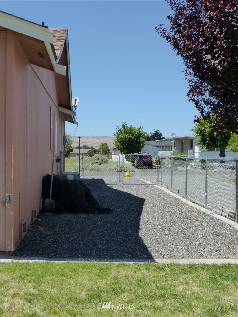 325 Spring Circle Mattawa, WA 99349 - Photo 20 of 25 Gallery Image 20
