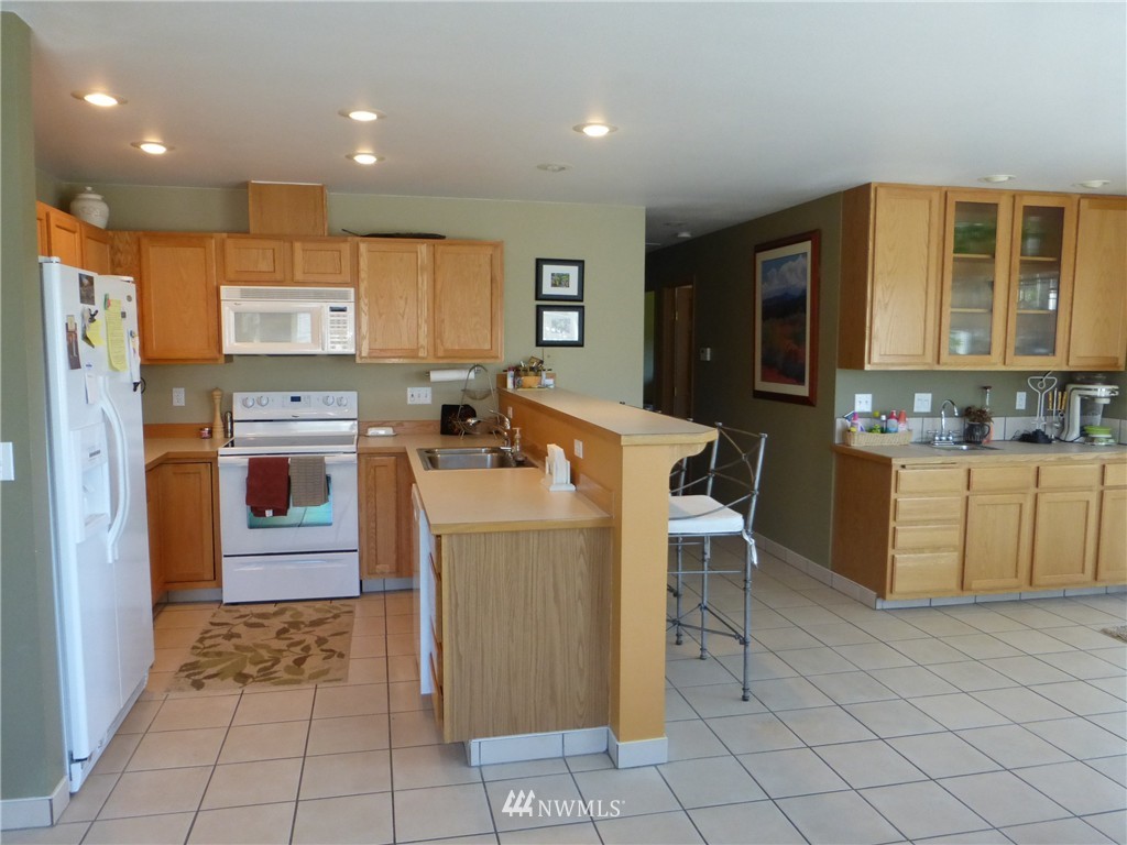 325 Spring Circle Mattawa, WA 99349 - Photo 8 of 25 Gallery Image 8