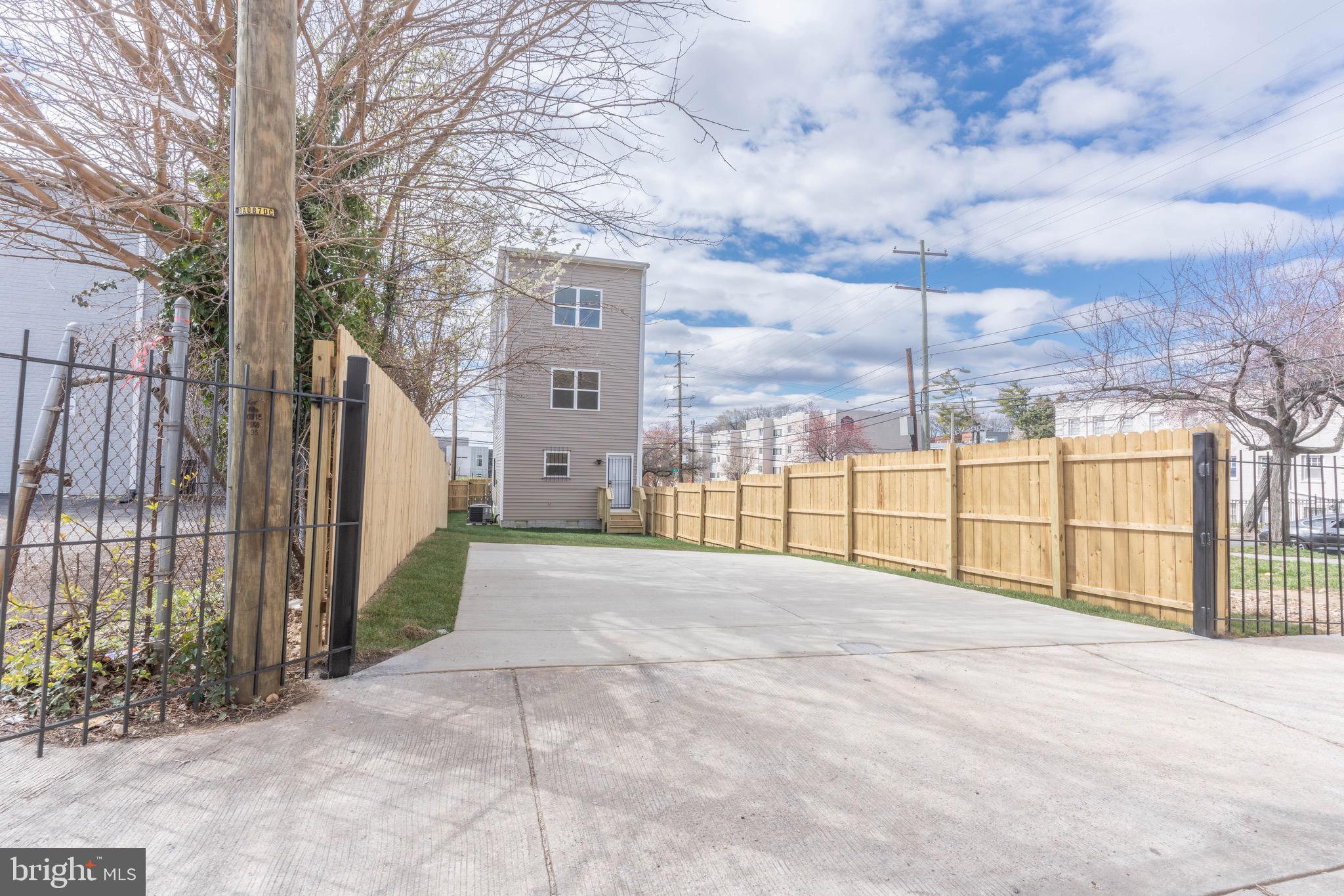 4008 9th Street Southeast Washington, DC 20032 - Photo 30 of 34