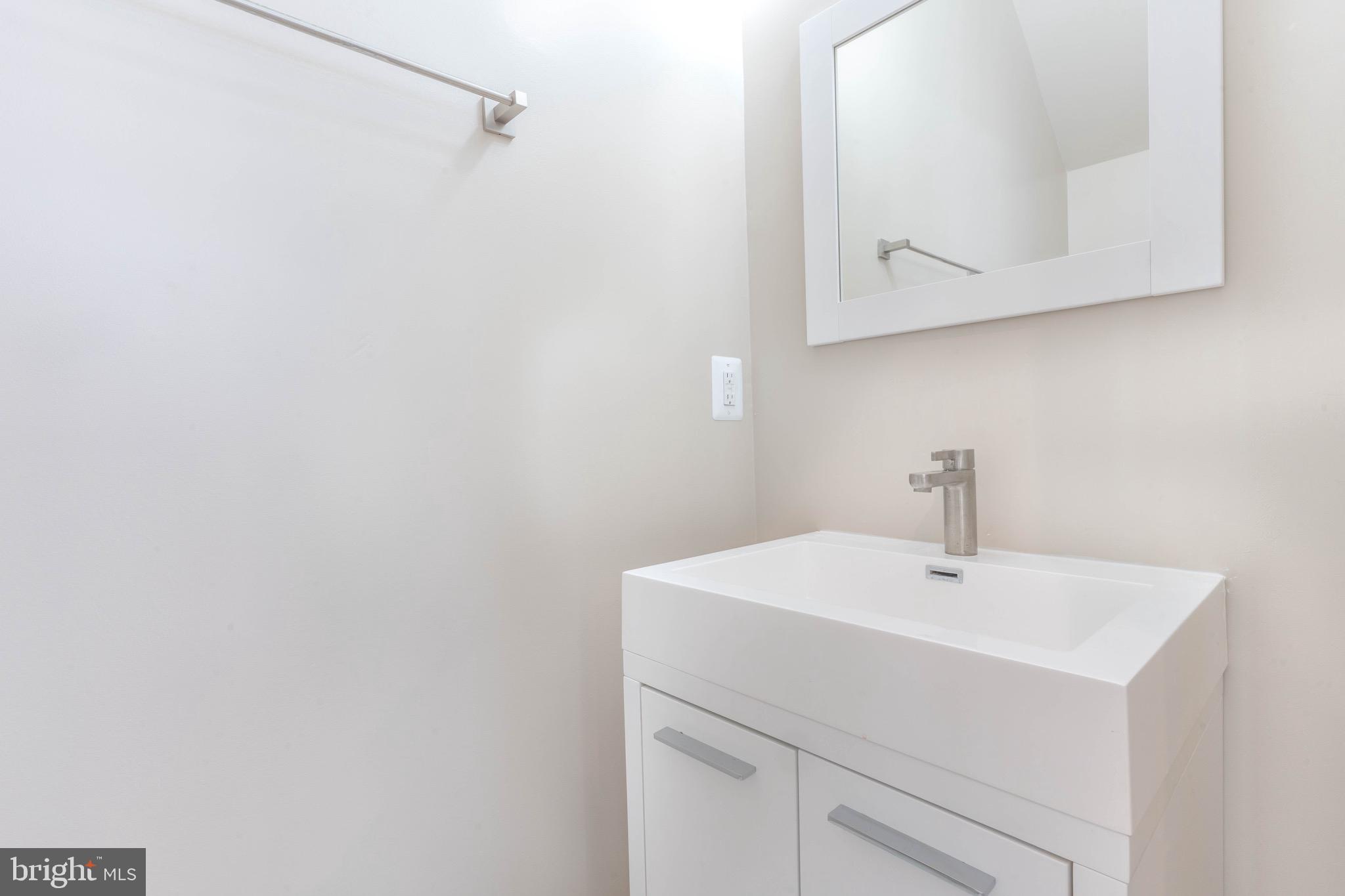 4008 9th Street Southeast Washington, DC 20032 - Photo 9 of 34