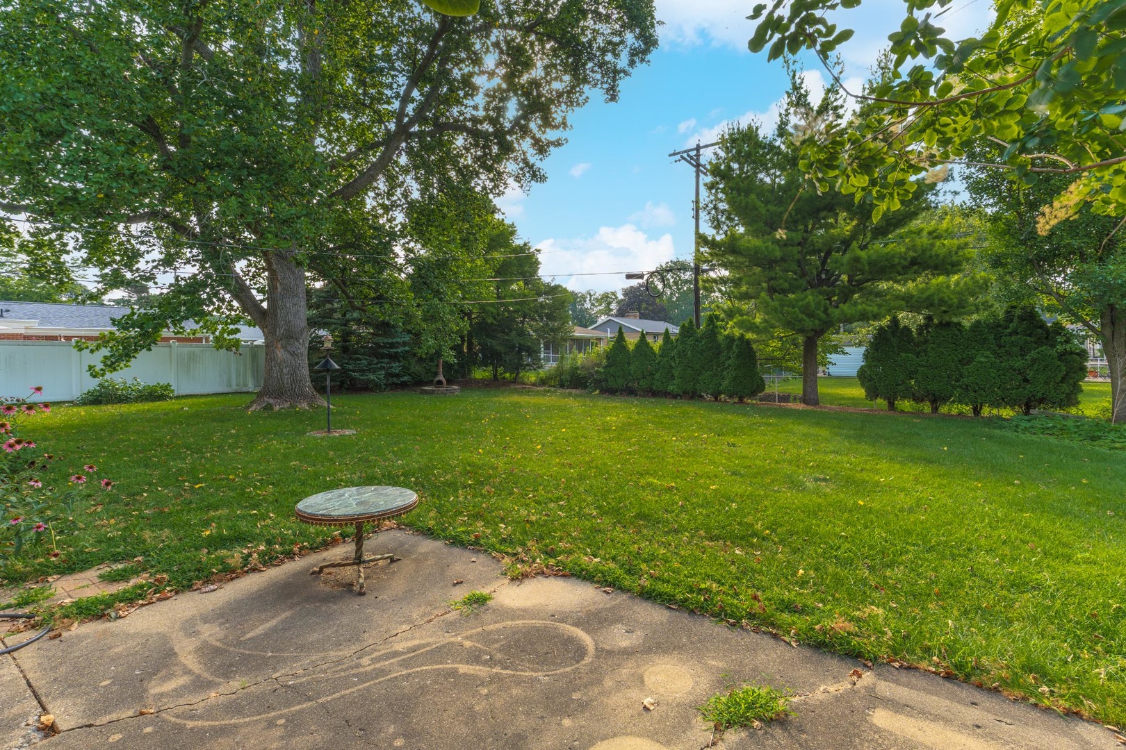 203 Radliff Road Bloomington, IL 61701 - Photo 33 of 41 Gallery Image 33