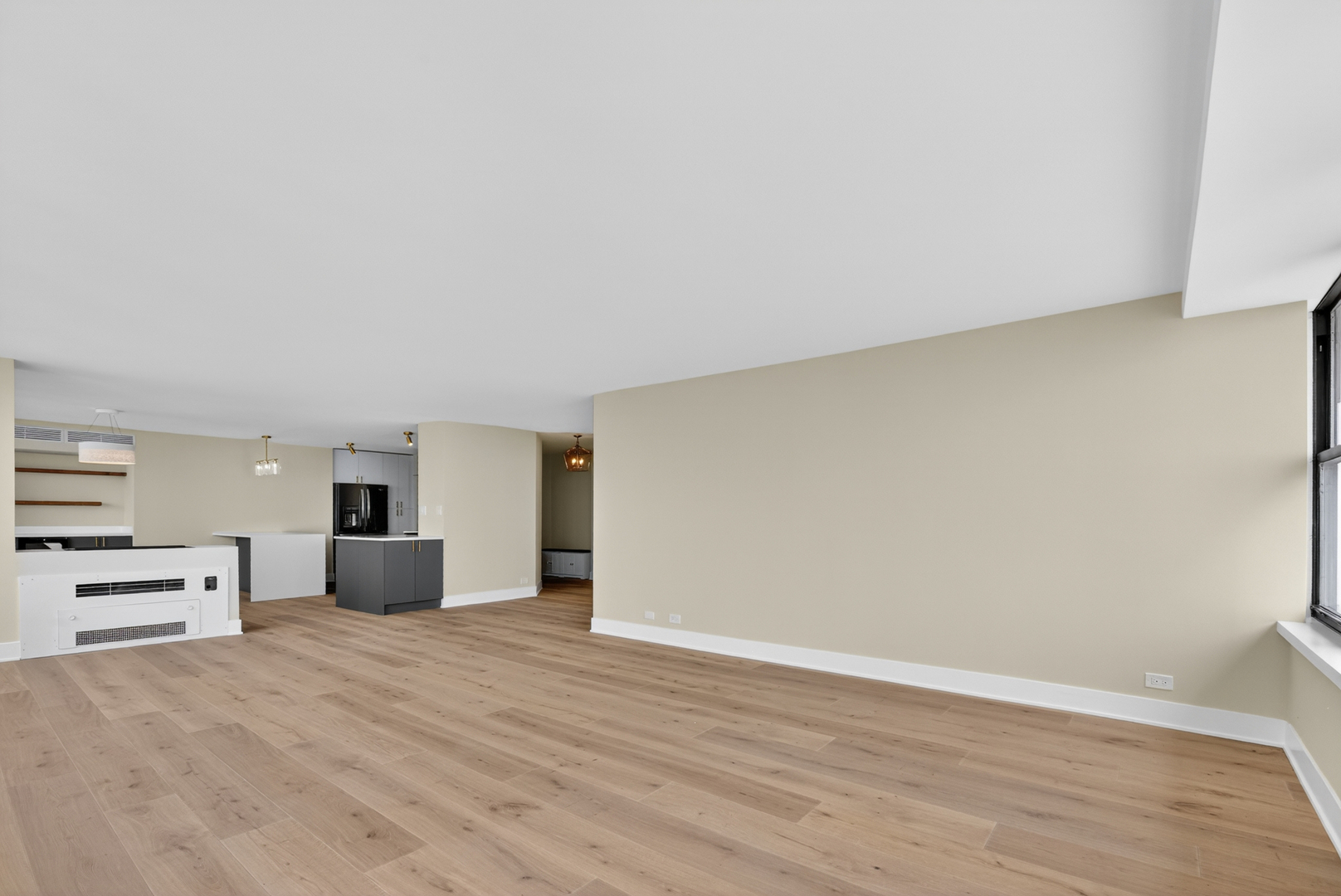 5801 North Sheridan Road, Unit 20D Chicago, IL 60660 - Photo 5 of 34