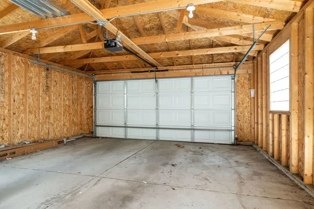 a view of a garage
