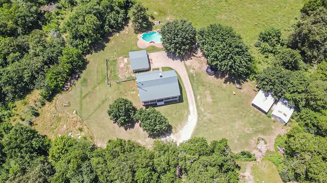 $540,000 | 1147 County Road 3417, Wills Point, TX 75169