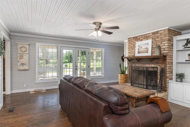 $540,000 | 1147 County Road 3417, Wills Point, TX 75169