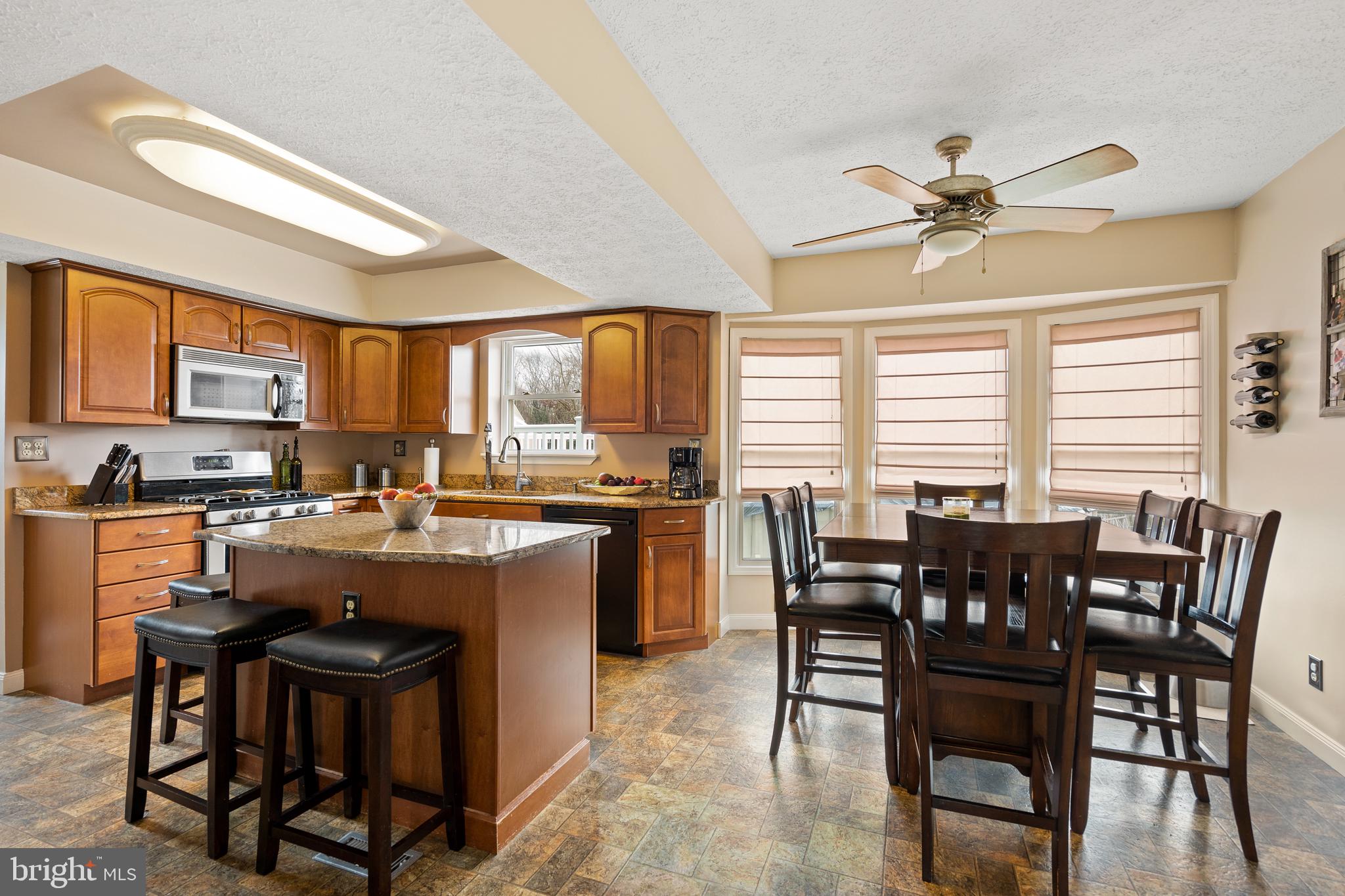 186 Aberdeen Road Williamstown, NJ 08094 - Photo 9 of 24