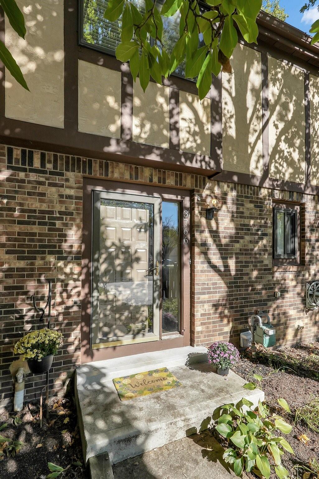 3766 Canon Ridge Place Columbus, OH 43230 - Photo 2 of 22 Canon.FP2