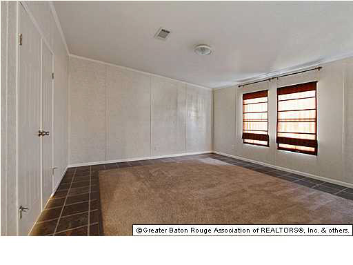 17990 Jack Allen Road Livingston, LA 70754 - Photo 6 of 10