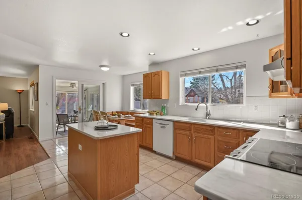 $1,099,900 | 145 South Yarrow Street, Lakewood, CO 80226