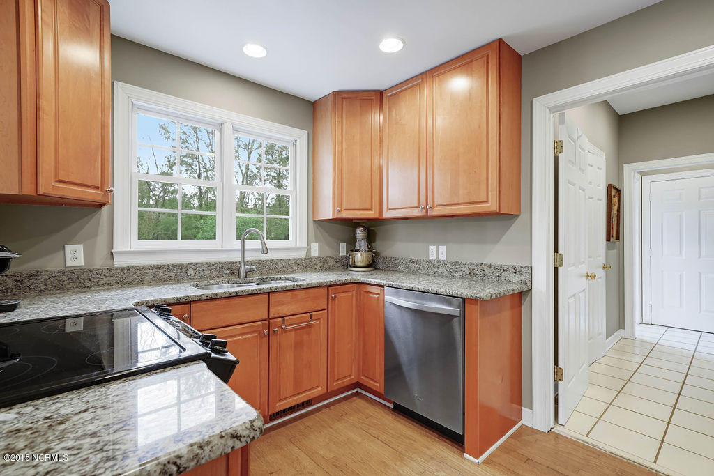 5314 Dunmore Road Wilmington, NC 28409 - Photo 7 of 35 5314DunmoreRoad-07