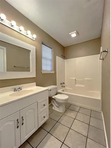 $1,750 | 1023 Fannin Street, Denton, TX 76201