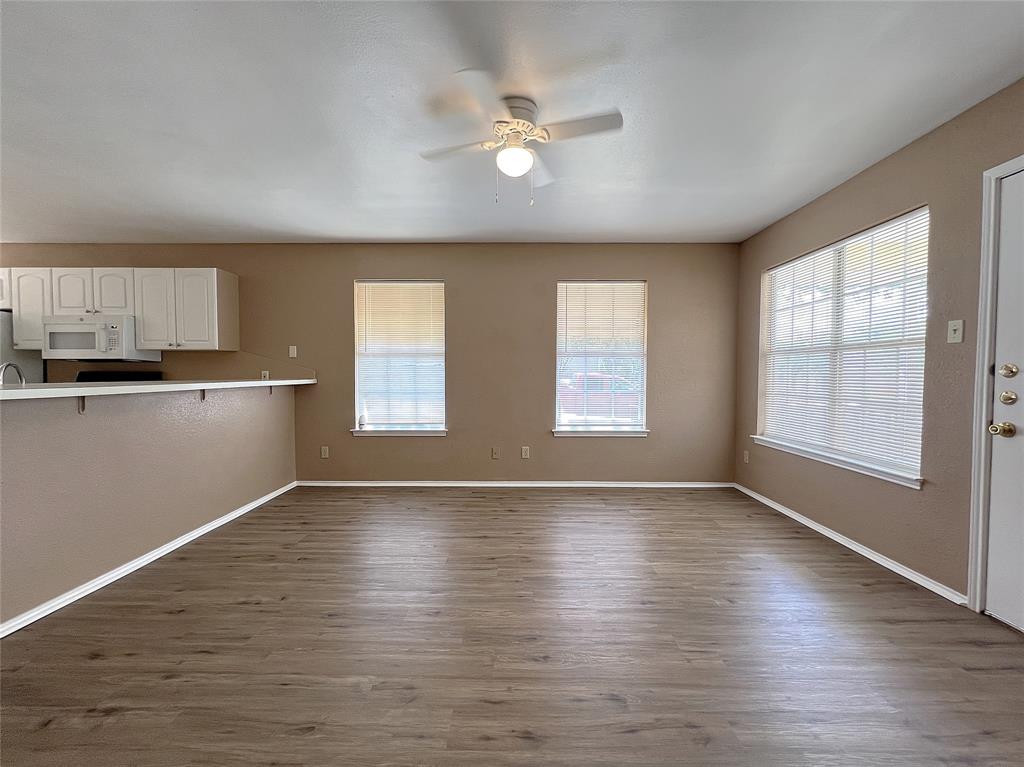 1023 Fannin Street Denton, TX 76201 - Photo 5 of 19