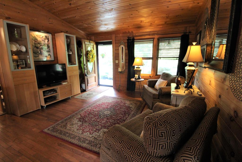 790 Ahart Ridge Road Ararat, VA 24053 - Photo 6 of 71 Gallery Image 6