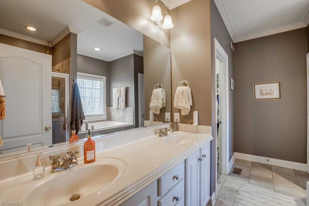 2155 Rossmore Road Clemmons, NC 27012 - Photo 14 of 30