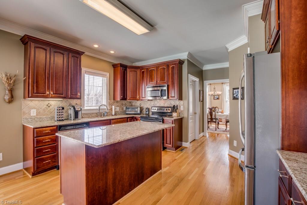 2155 Rossmore Road Clemmons, NC 27012 - Photo 7 of 30