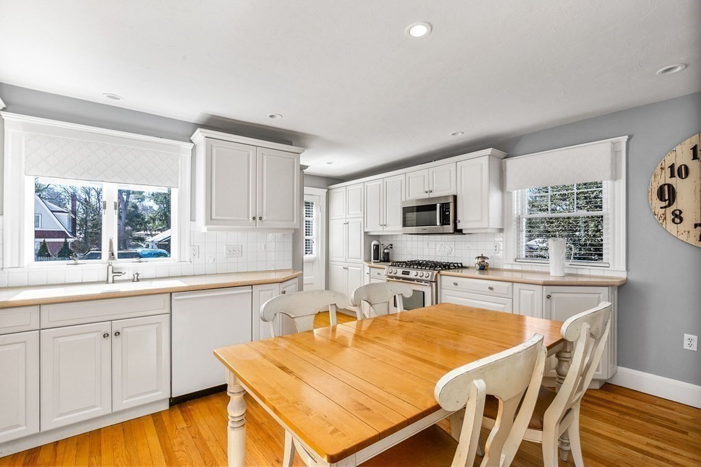 15 Norway Road Milton, MA 02186 - Photo 3 of 28 Gallery Image 3