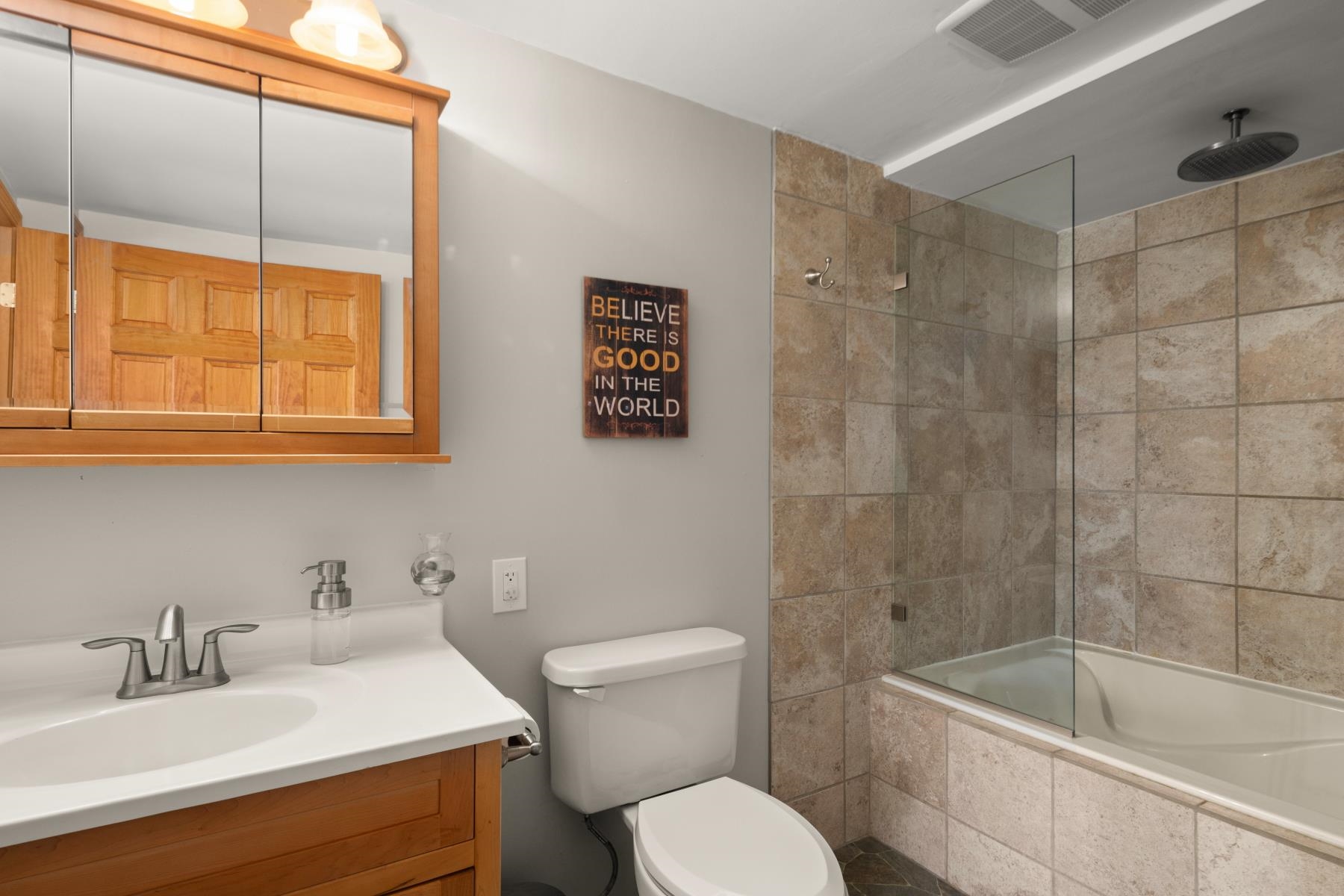 2436 Stagecoach Road Morristown, VT 05661 - Photo 12 of 27