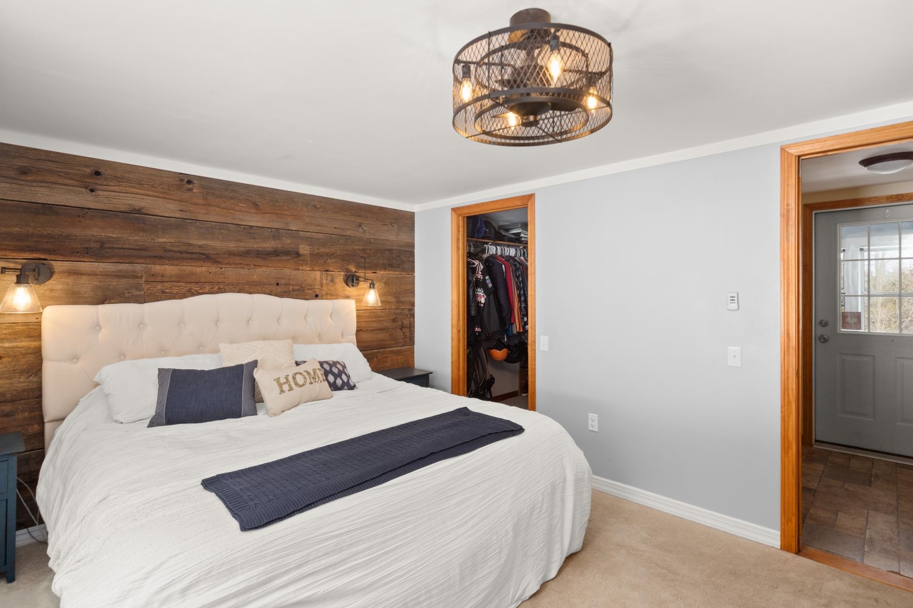 2436 Stagecoach Road Morristown, VT 05661 - Photo 18 of 27