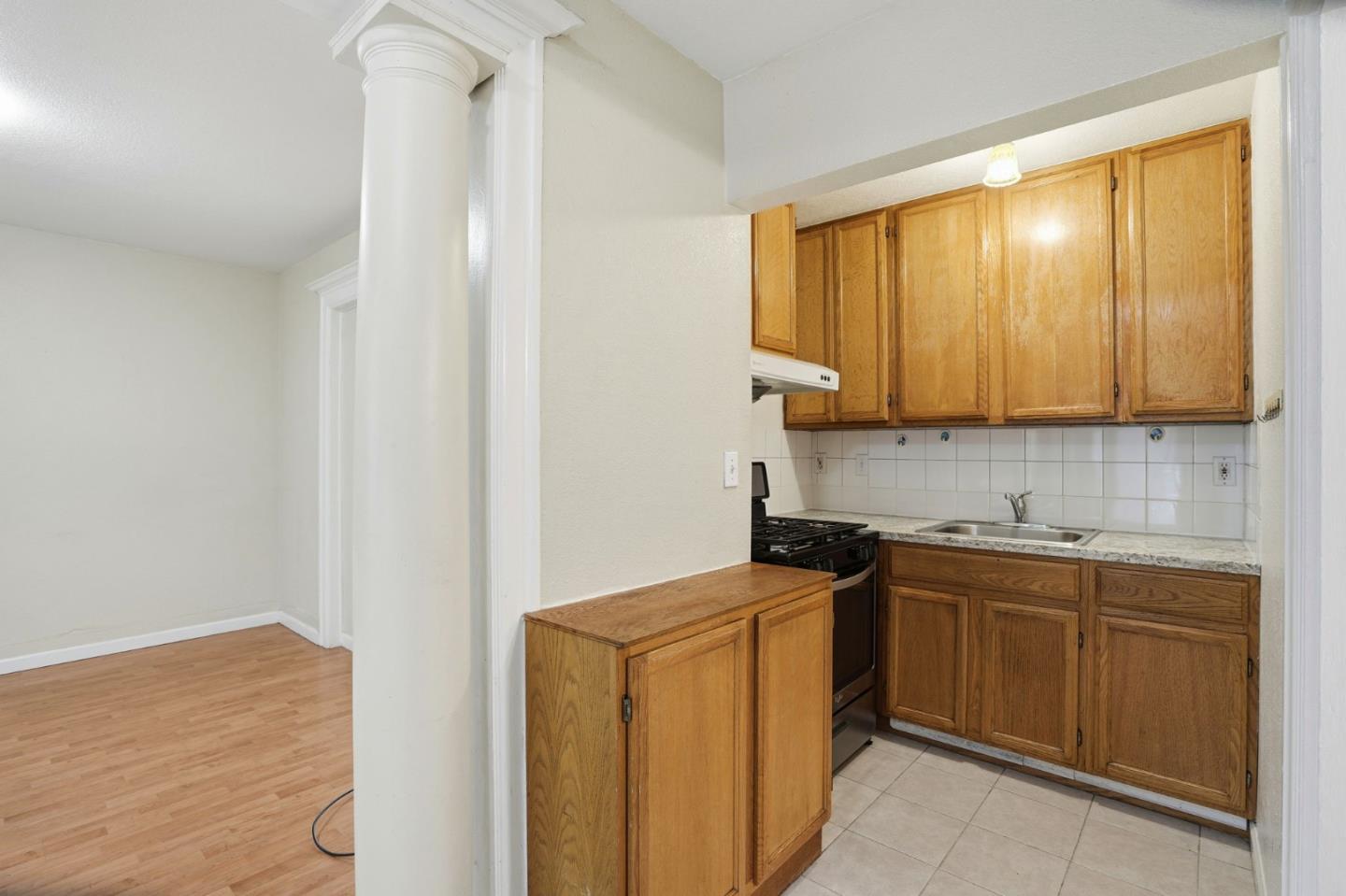 603 Madison Street Oakland, CA 94607 - Photo 15 of 44