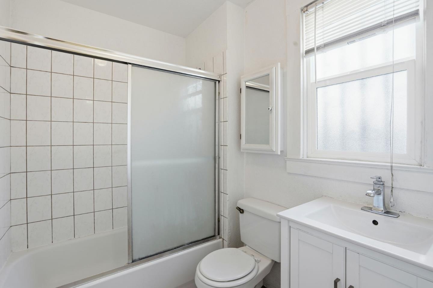 603 Madison Street Oakland, CA 94607 - Photo 37 of 44