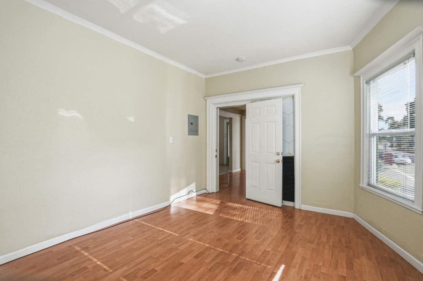 603 Madison Street Oakland, CA 94607 - Photo 6 of 44