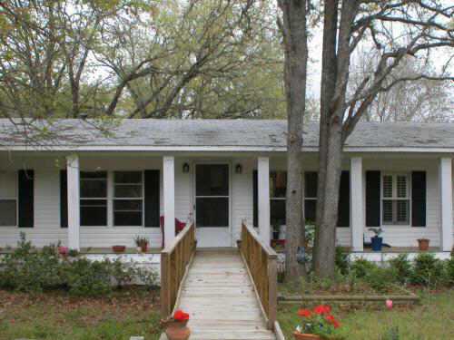 255 Old Lexington Road Elgin, TX 78621 - Photo 1 of 1