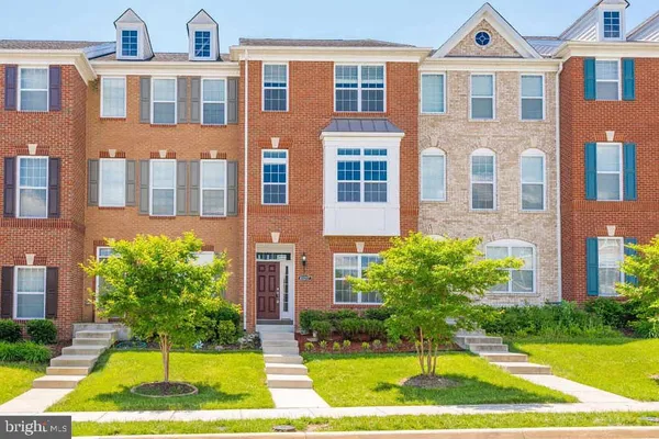 $3,199 | 43217 Whelplehill Terrace, Ashburn, VA 20148