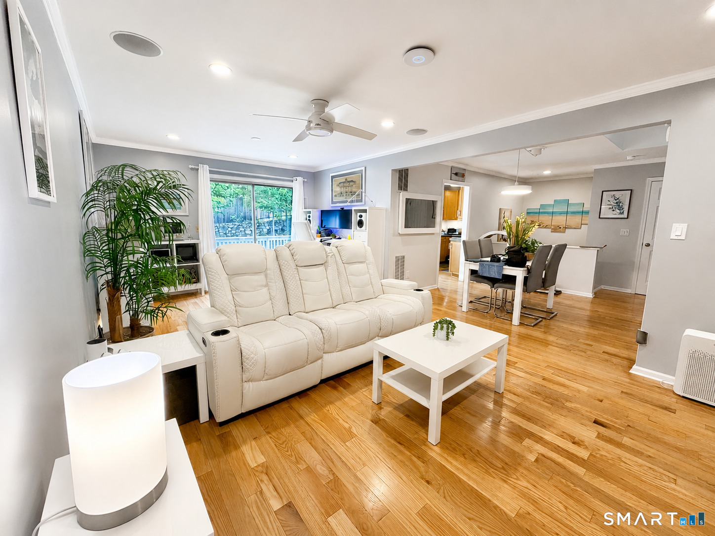 385 Unquowa Road, Unit 385 Fairfield, CT 06824 - Photo 5 of 24