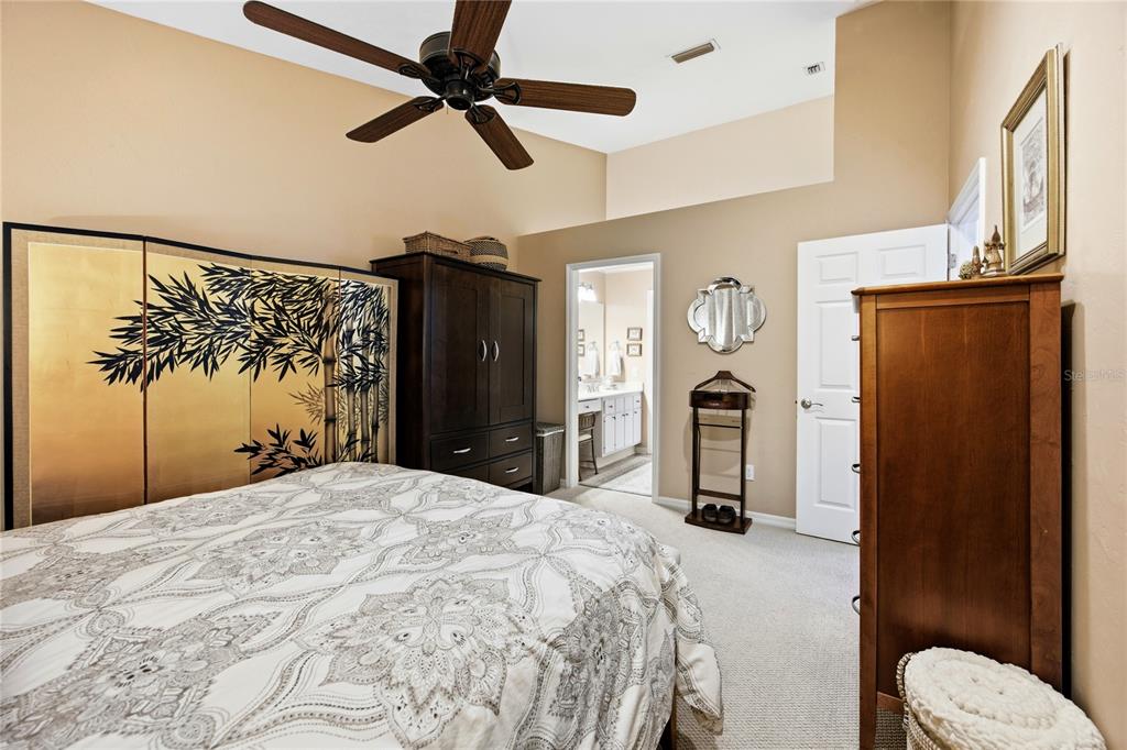 5027 Southwest 9 Lane Gainesville, FL 32607 - Photo 16 of 39 Gallery Image 16