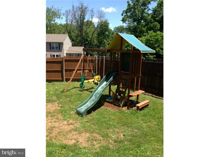 5247 Bay Road Bensalem, PA 19020 - Photo 20 of 21 Exterior Back