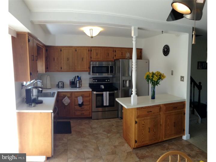 5247 Bay Road Bensalem, PA 19020 - Photo 10 of 21 Kitchen