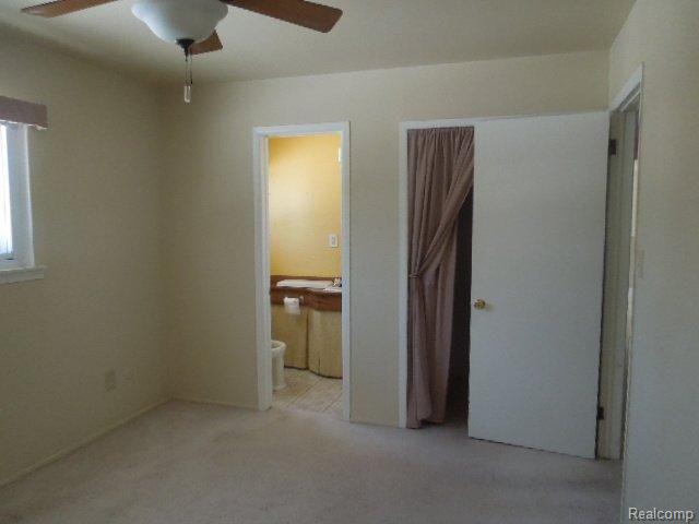 1465 Adrian Road Walled Lake, MI 48390 - Photo 11 of 20 iho 075.jpg