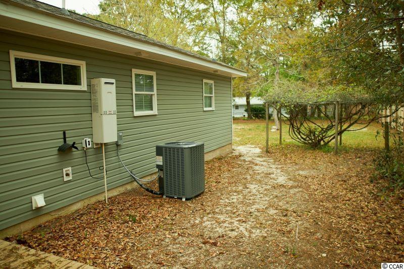 1014 Whitton Street Georgetown, SC 29440 - Photo 3 of 31