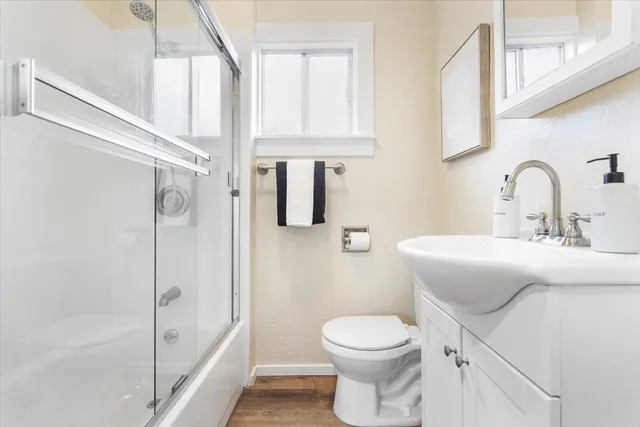 $580,000 | 409-409 Foothill Boulevard, San Leandro, CA 94577