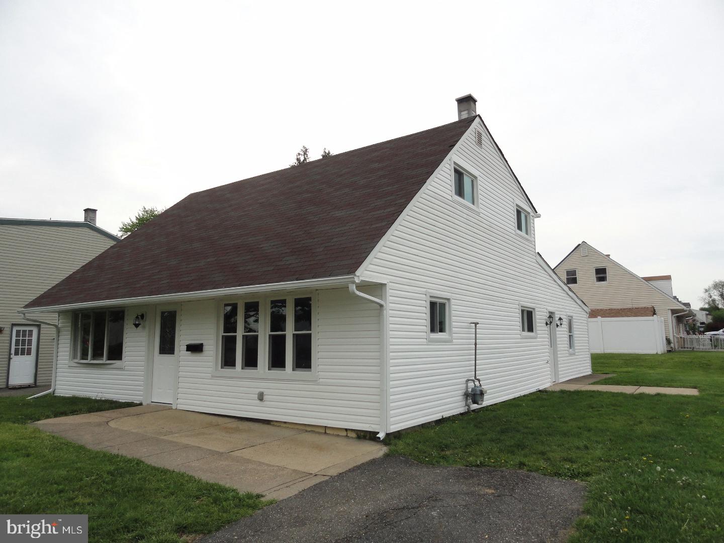 2804 Norcom Road Philadelphia, PA 19154 - Photo 1 of 19 Gallery Image 1
