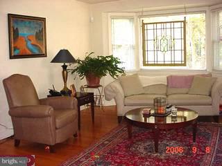 117 Shelbourne Road Havertown, PA 19083 - Photo 2 of 6