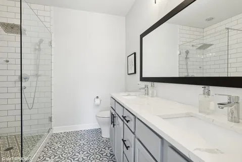 $575,000 | 560 West Fulton Street, Unit 506, Chicago, IL 60661