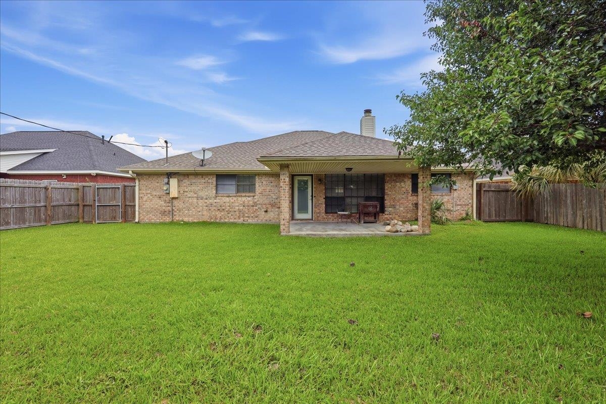 2431 Postoak Lane Groves, TX 77619 - Photo 20 of 22