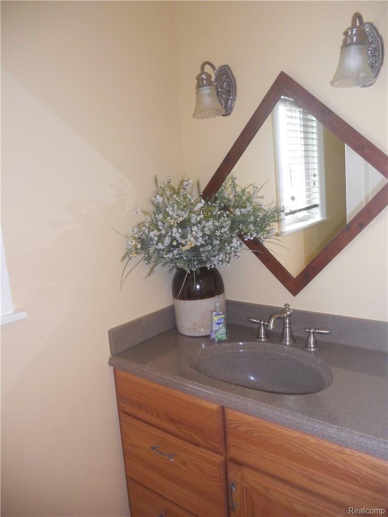 14950 Chrisandra Capac, MI 48014 - Photo 40 of 49 40.JPG