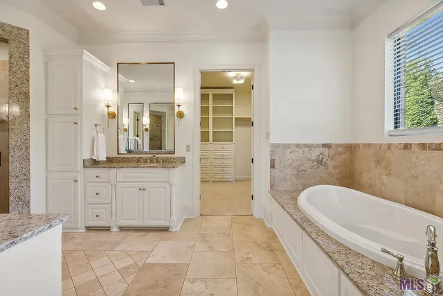 $1,495,000 | 9631 Myrtle Lane, Baton Rouge, LA 70810