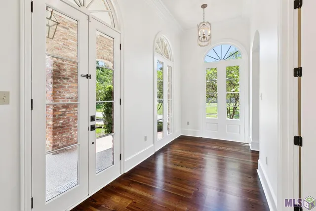 $1,495,000 | 9631 Myrtle Lane, Baton Rouge, LA 70810
