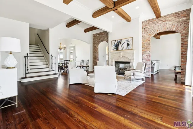 $1,495,000 | 9631 Myrtle Lane, Baton Rouge, LA 70810