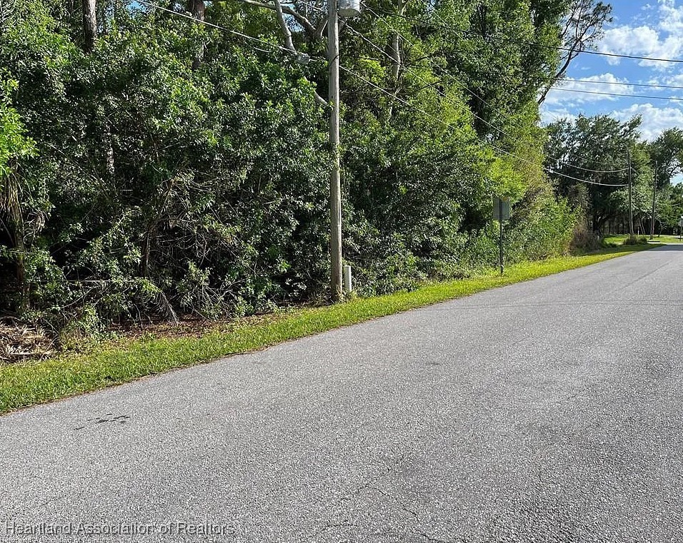 208 Longview Road Sebring, FL 33870 - Photo 1 of 2 Gallery Image 1