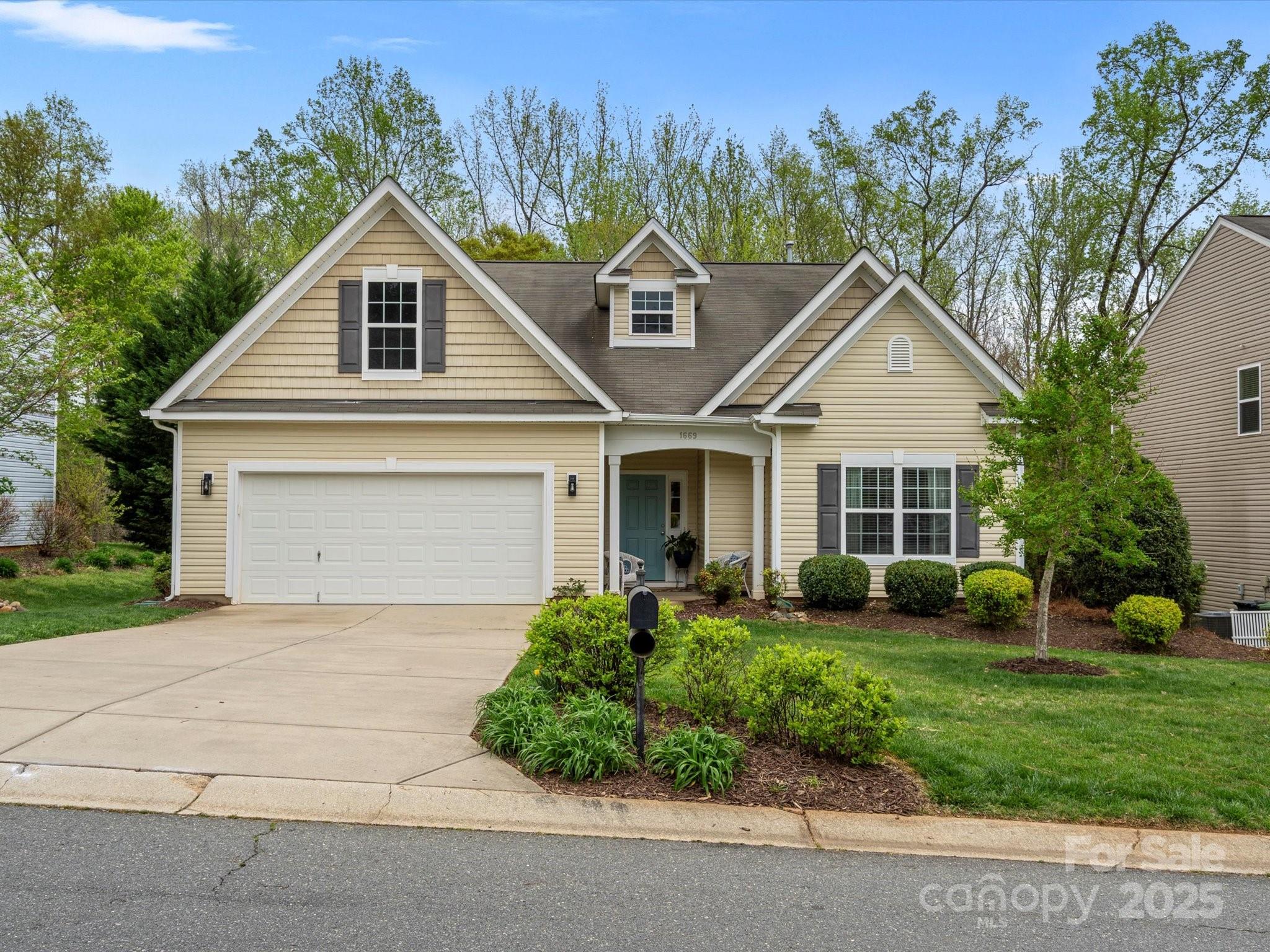 1669 Beleek Ridge Lane Clover, SC 29710 - Photo 3 of 44
