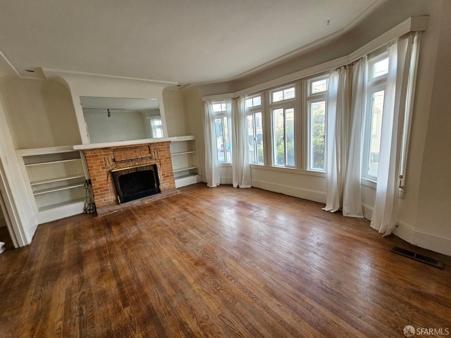 1362 25th Avenue San Francisco, CA 94122 - Photo 2 of 13