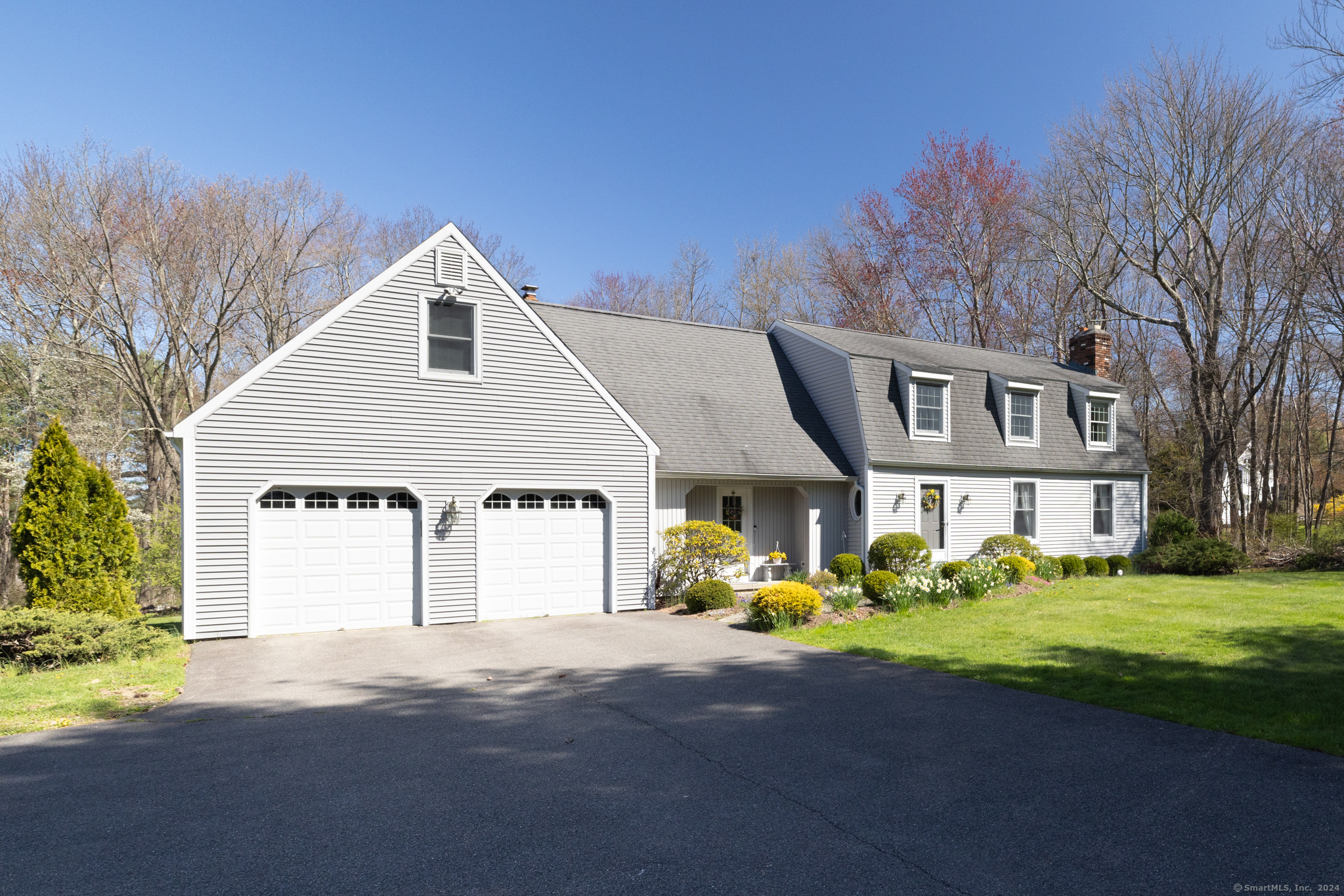 51 Old Farms Road Watertown, CT 06795 - Photo 1 of 1 Exterior front