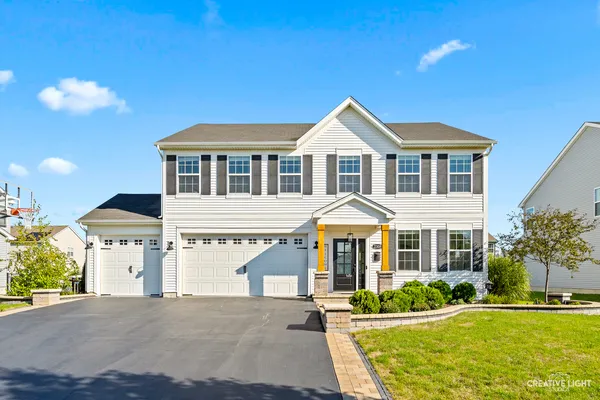 $580,000 | 2308 Pebblestone Way, Bolingbrook, IL 60490
