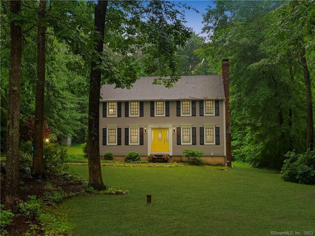 9 Hide A Way Clinton, CT 06413 - Photo 1 of 1 Sweet Colonial nestled at the end of a cul-de-sac